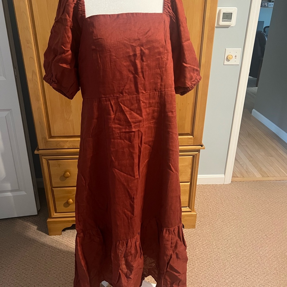 Garnet Hill Terracotta Short Puff Sleeve Linen Dress. Smoke free home.